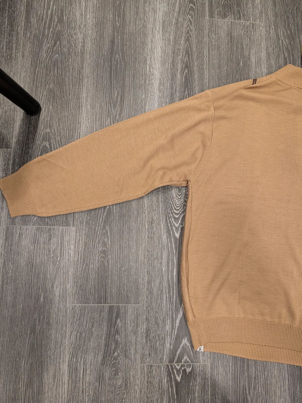 Stacy Adams Tan Crewneck Sweater with Diamond Knit Pattern